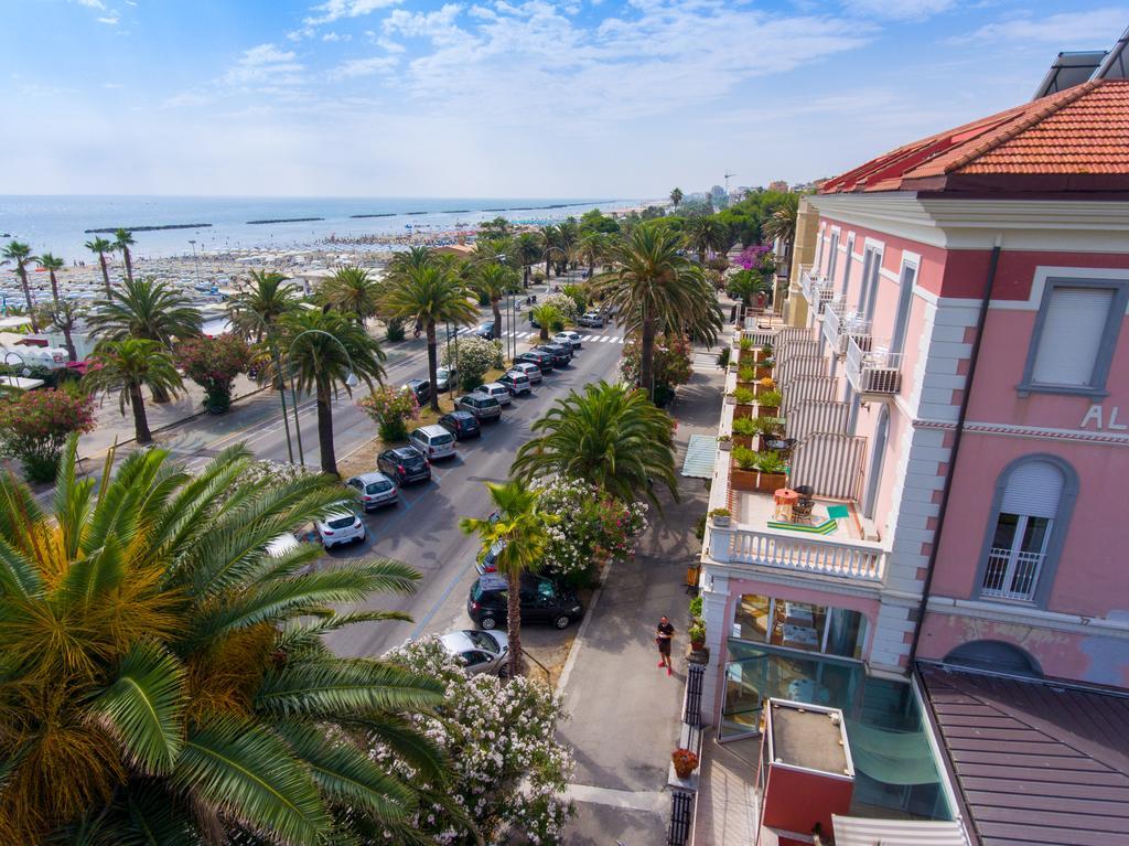Hotel Progresso 4*