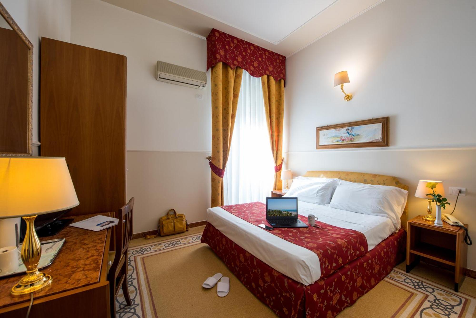 Progresso Hotel 4*